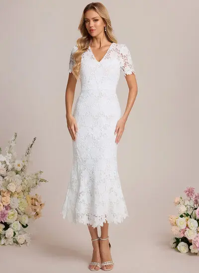 Trumpet/Mermaid V-Neck Lace Dress