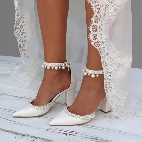 Women's Wedding Shoes Pearl Rhinestone Buckle Wedding Heels Bridal Shoes Boho Elegant Point Toe Wedding Shoes 