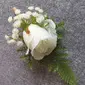 6 PCS Artificial Wedding Flowers Silk Roses Boutonniere 